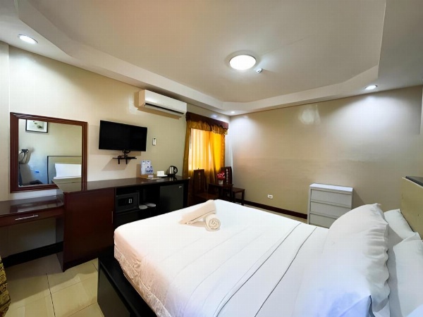 Siayan Travellers Inn Manila powered by Cocotel image 10