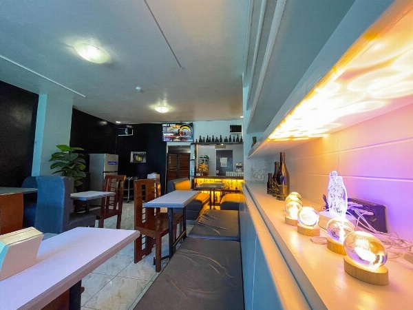 Siayan Travellers Inn Manila powered by Cocotel image 4